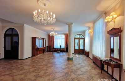 Palacio en venta Karlovy Vary, Karlovarský kraj:  
