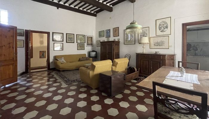  Santo Pietro Belvedere 4