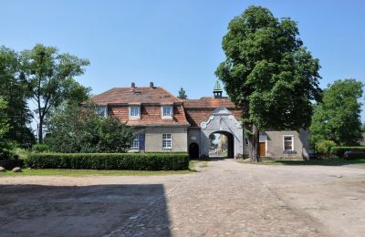 Palacio en venta Płoty, Nowy Zamek, Voivodato de Pomerania Occidental:  