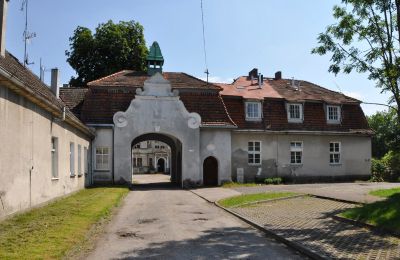 Palacio en venta Płoty, Nowy Zamek, Voivodato de Pomerania Occidental:  