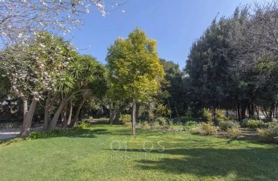 Palacio en venta Manduria, Apulia:  Jardín