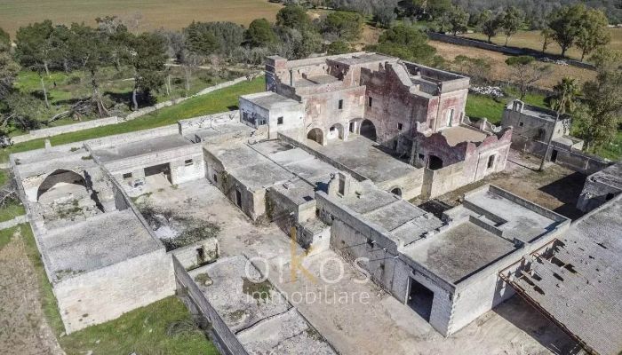 Señorial finca de 52 hectáreas en Apulia como propiedad de inversión