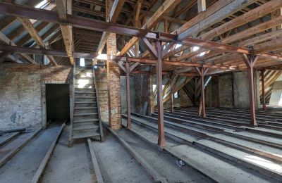 Palacio en venta Ornontowice, Zamkowa, Voivodato de Silesia, Buhardilla