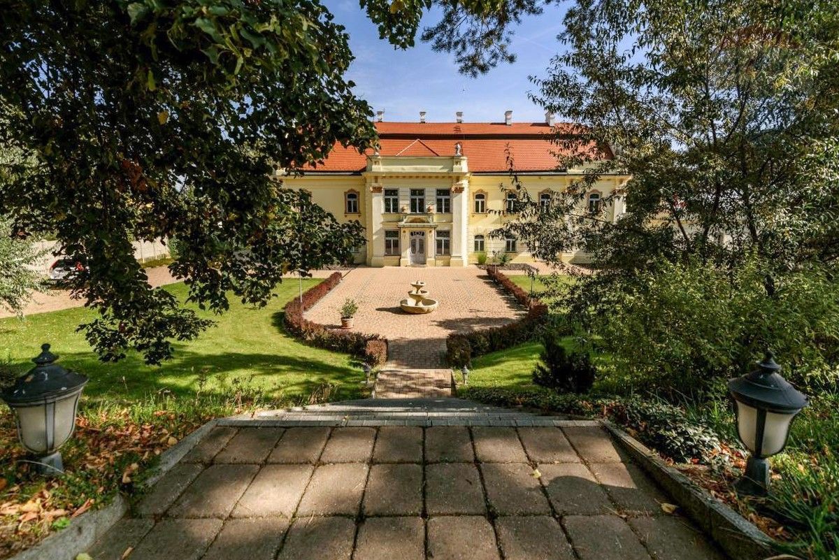 Fotos Casa señorial con parque en Eslovaquia occidental