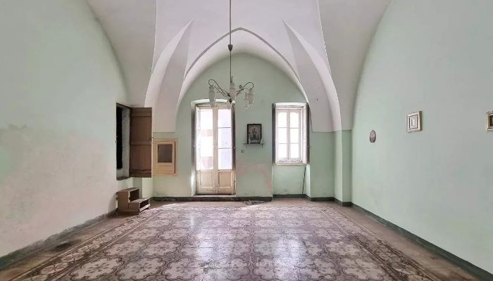 Casa urbana en venta Oria, Apulia,  Italia