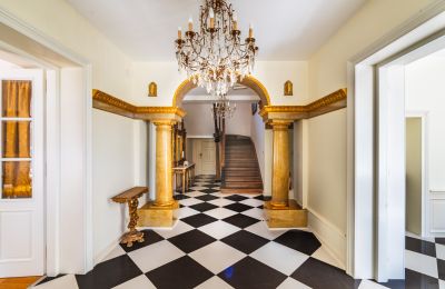 Palacio en venta 05-332 Żaków, Voivodato de Mazovia, Hall de entrada