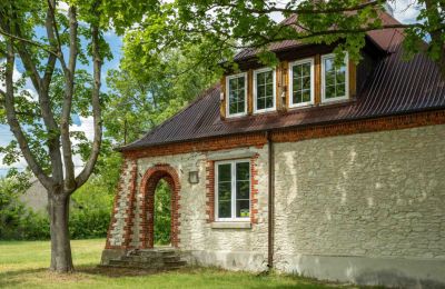 Mansión histórica en venta Piaski, Wolności 19, Voivodato de Łódź, Entrada