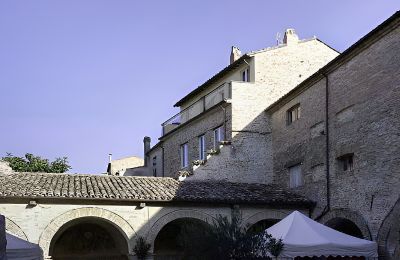 Villa histórica Offida, Marcas