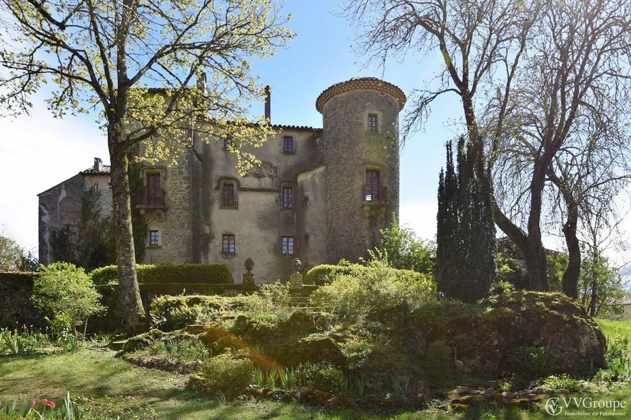 Fotos Castillo renovado en el Parque Natural de Grands Causses