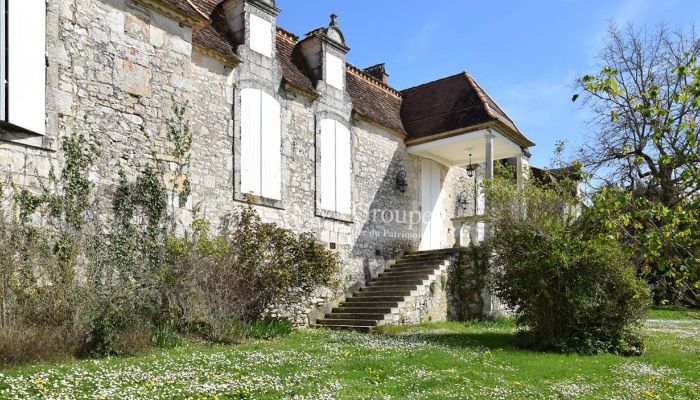 Palacio en venta Monflanquin, Nueva Aquitania,  Francia