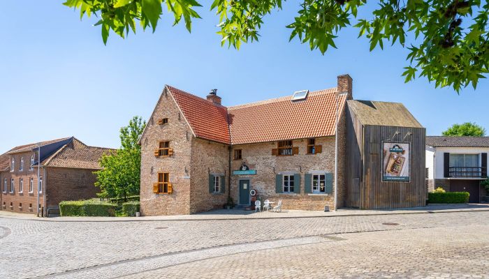 Casa urbana en venta 3800 Sint-Truiden, Flandes,  Bélgica