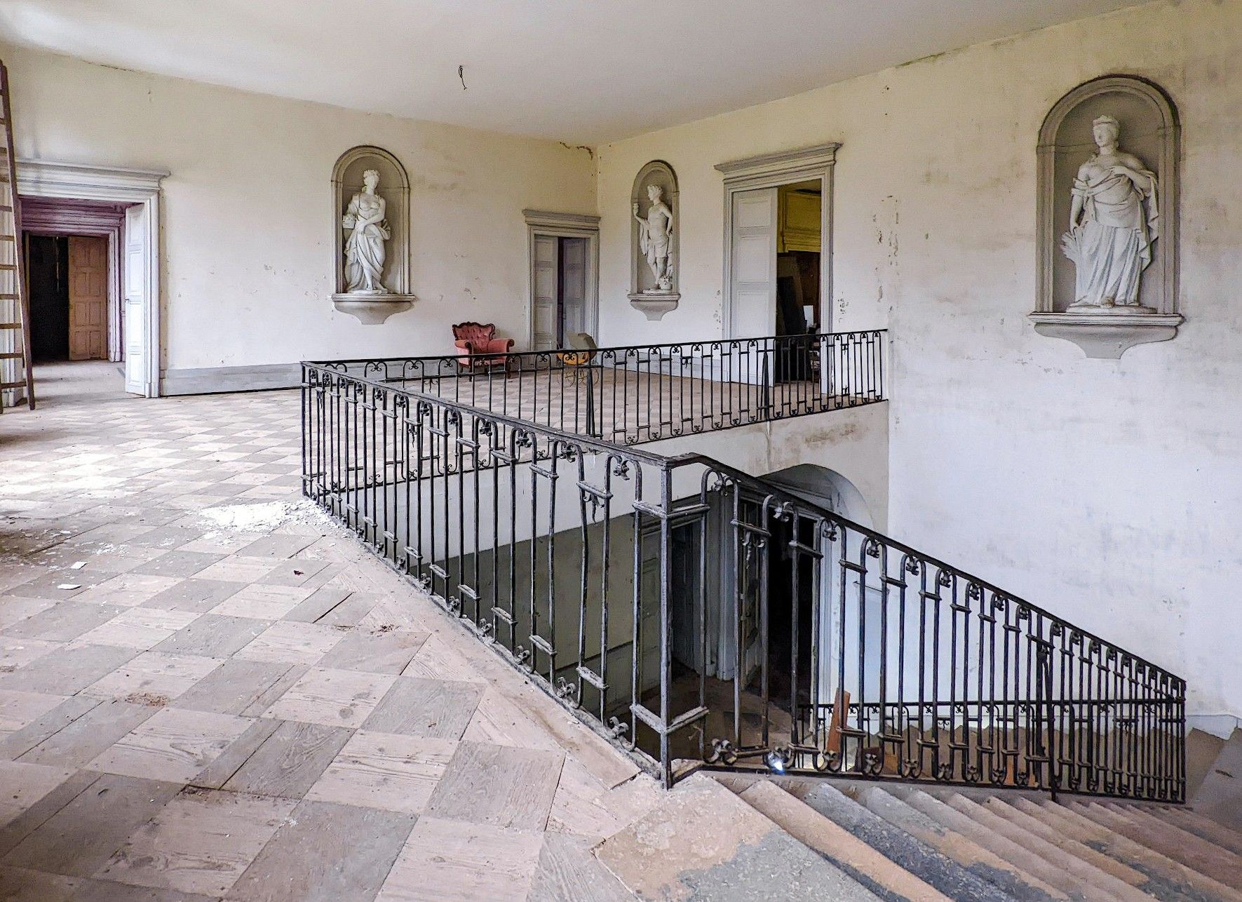 Fotos Castillo en Borgoña-Franco Condado, Cerca de la frontera suiza