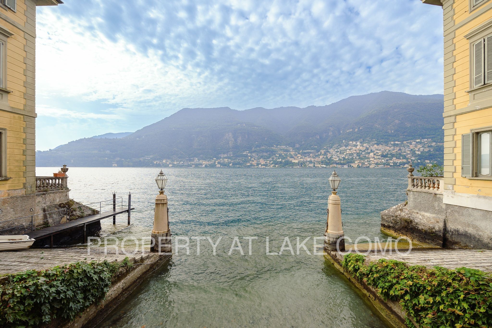 Fotos Apartamento de lujo frente al lago de Como en Villa Taverna, Torno