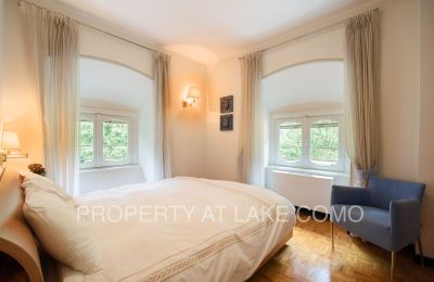 Apartamento en edificio histórico en venta Torno, Lombardía, Dormitorio
