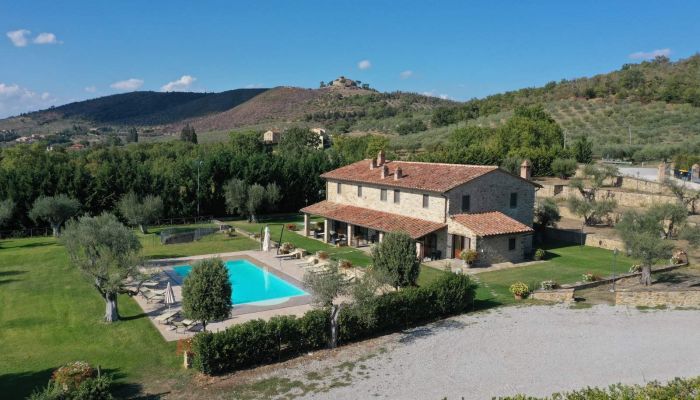 Casa de campo en venta 06069 Tuoro sul Trasimeno, Umbría,  Italia