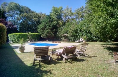 Palacio en venta Bourgogne-Franche-Comté, Piscina