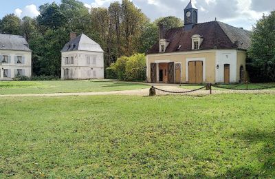 Palacio en venta Bourgogne-Franche-Comté, Dependencia