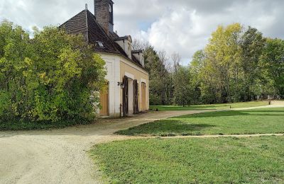 Palacio en venta Bourgogne-Franche-Comté, Dependencia