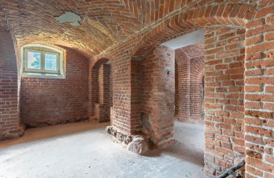 Palacio en venta Karszew, Gran Polonia, Sótano