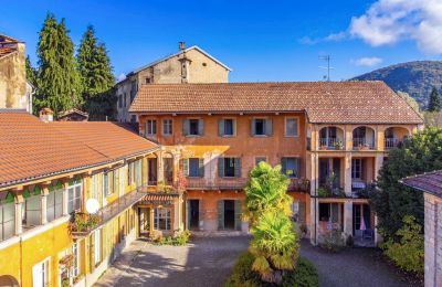 Villa histórica en venta Miasino, Piamonte, Vista exterior