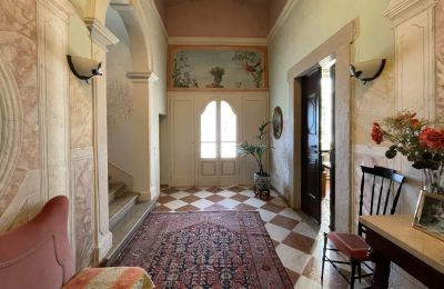 Villa histórica en venta Italia, Hall de entrada