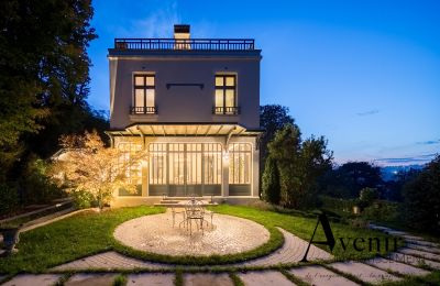 Villa histórica en venta Lyon, Auvergne-Rhône-Alpes, Vista lateral