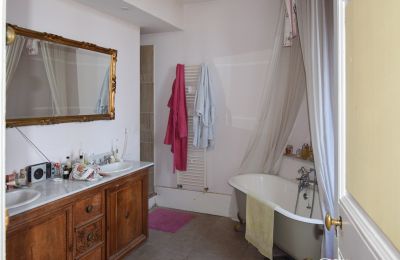Castillo en venta Montpellier, Occitania, Cuarto de baño