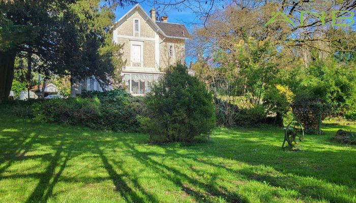 Villa histórica Bussac-sur-Charente, Nueva Aquitania