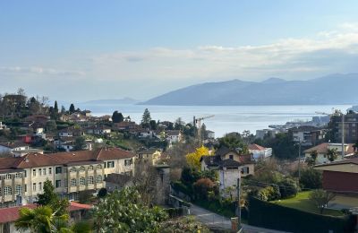 Apartamento en edificio histórico en venta Verbania, Via Pippo Rizzolio, Piamonte, Imagen 2/49