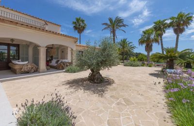 Casa de campo en venta Cas Concos des Cavaller, Islas Baleares, Frühstücksterrasse
