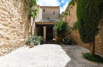 Propiedad histórica en venta Vers-Pont-du-Gard, Occitania, Imagen 2/31