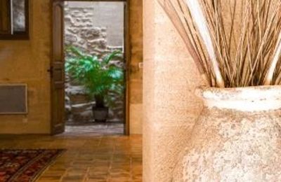 Propiedad histórica en venta Vers-Pont-du-Gard, Occitania, Imagen 13/31