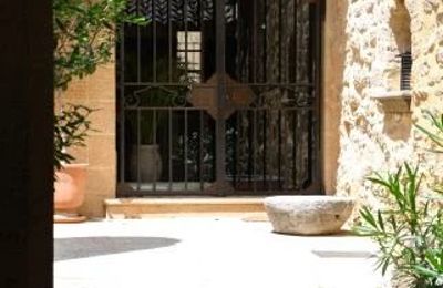 Propiedad histórica en venta Vers-Pont-du-Gard, Occitania, Imagen 27/31