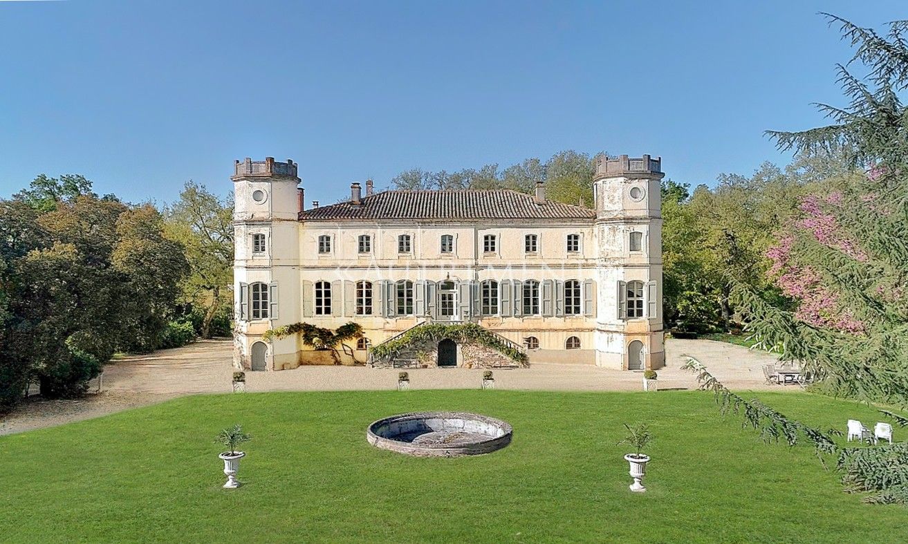 Fotos Casa señorial del siglo XIX con 5 hectáreas de terreno cerca de Toulouse