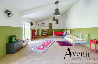 Casa señorial en venta Vaugneray, Auvergne-Rhône-Alpes, Habitación infantil