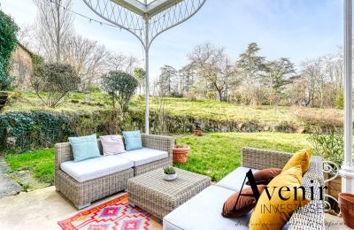 Casa señorial en venta Vaugneray, Auvergne-Rhône-Alpes, Jardín