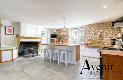 Casa señorial en venta Vaugneray, Auvergne-Rhône-Alpes, Cocina
