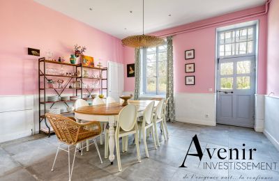 Casa señorial en venta Vaugneray, Auvergne-Rhône-Alpes, Comedor