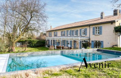 Casa señorial en venta Vaugneray, Auvergne-Rhône-Alpes, Vista posterior