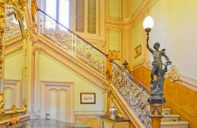 Villa histórica en venta Liguria, Pasillo