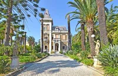 Villa histórica en venta Liguria, Vista exterior