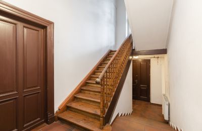 Villa histórica en venta Grodzisk Mazowiecki, T. Kościuszki 28, Voivodato de Mazovia, Escalera