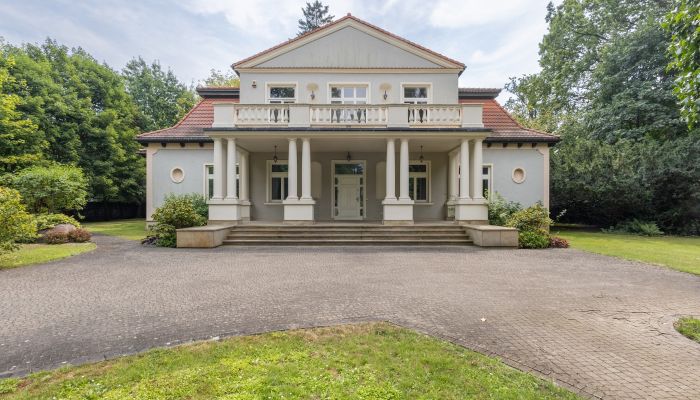 Villa histórica en venta Milanówek, Voivodato de Mazovia,  Polonia