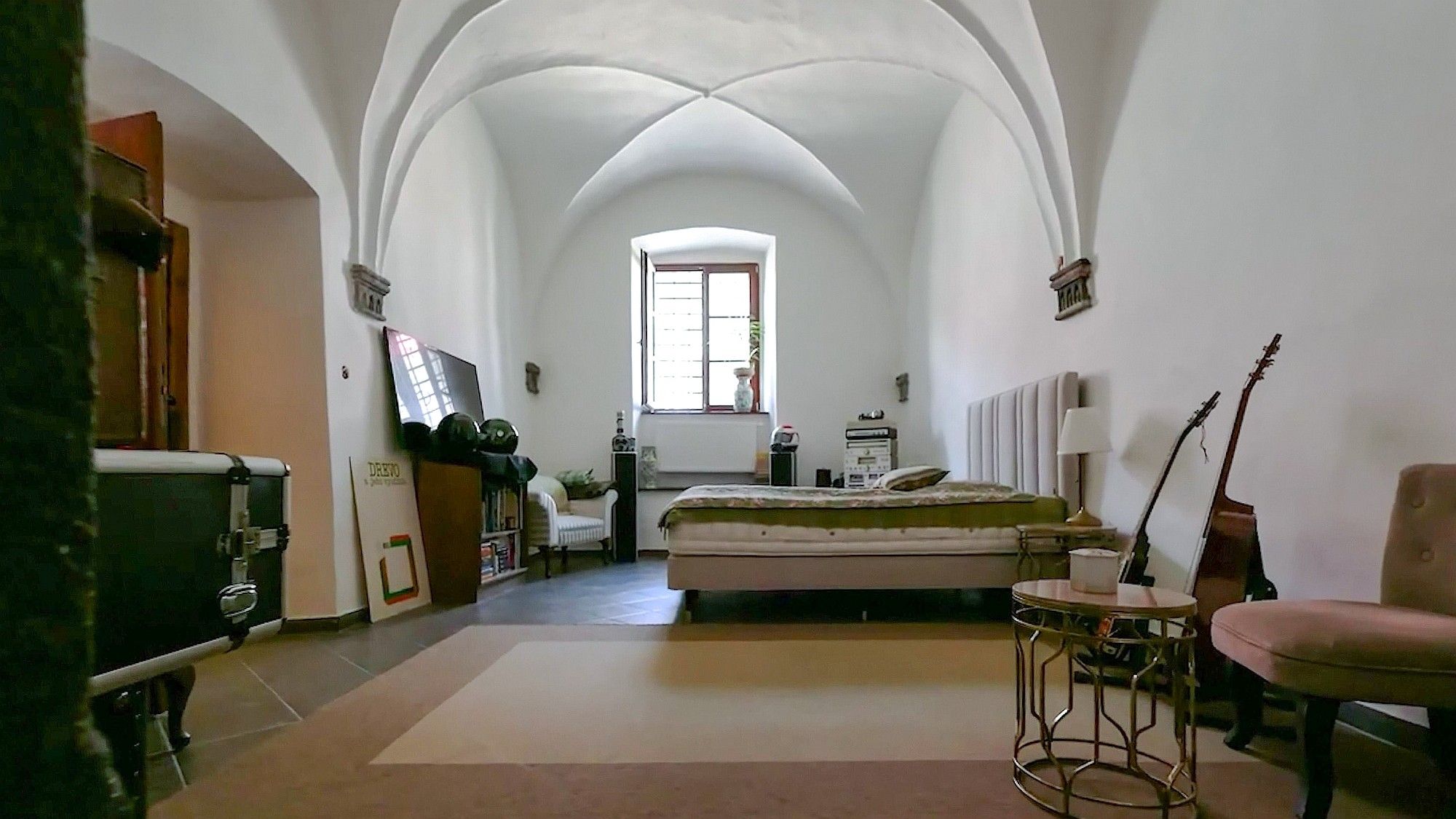 Fotos Cerca de 600 años de historia – Casa señorial del siglo XV en venta en Kremnica