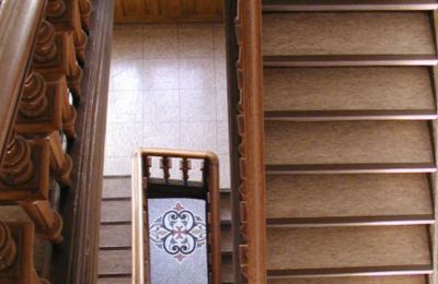 Villa histórica en venta Neustadt an der Weinstraße, Renania-Palatinado, Massive Holztreppe
