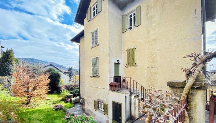 Propiedad histórica en venta Premeno, Piamonte,  Italia
