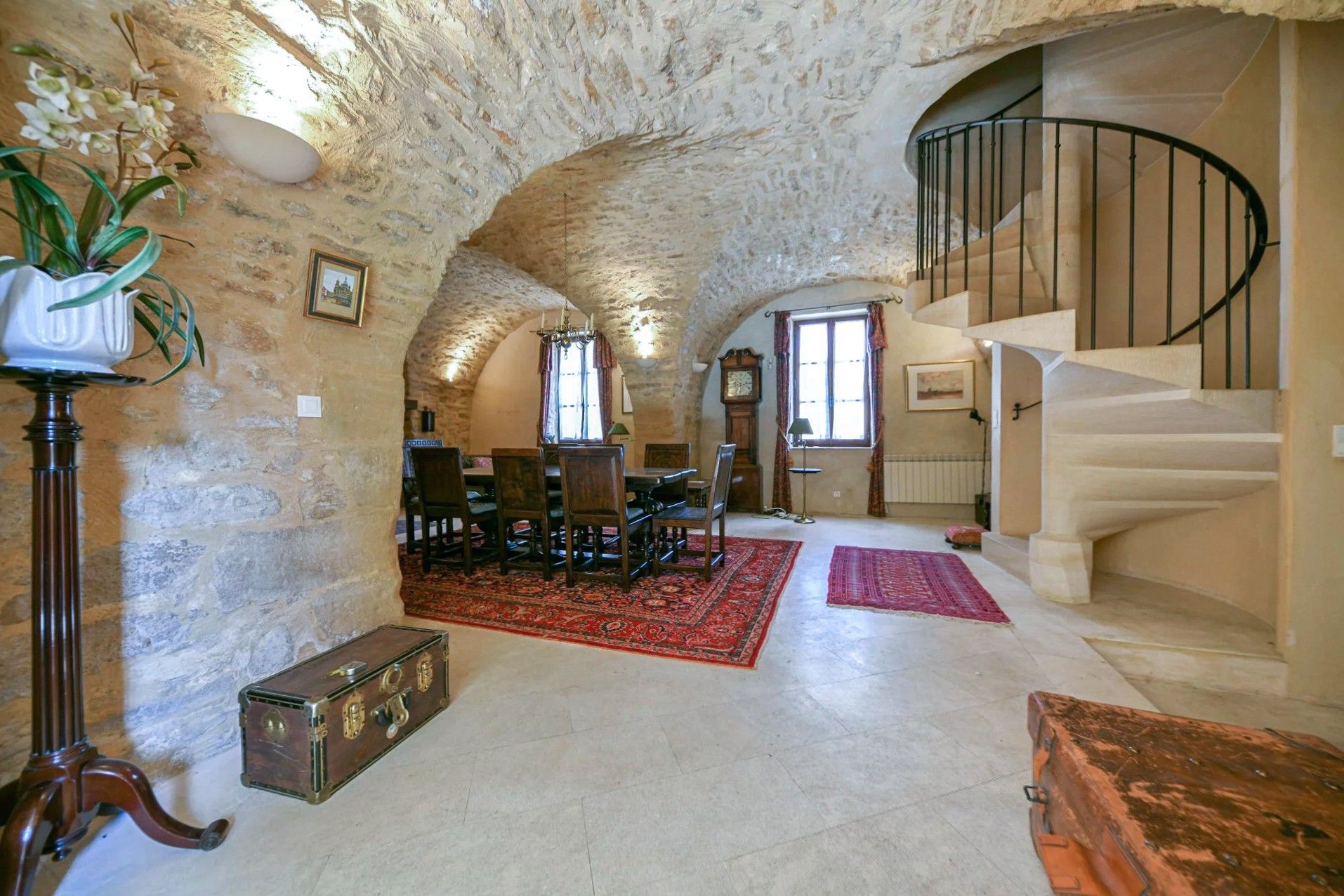 Fotos Casa con carácter cerca de Uzès – patio ajardinado y potencial de ampliación