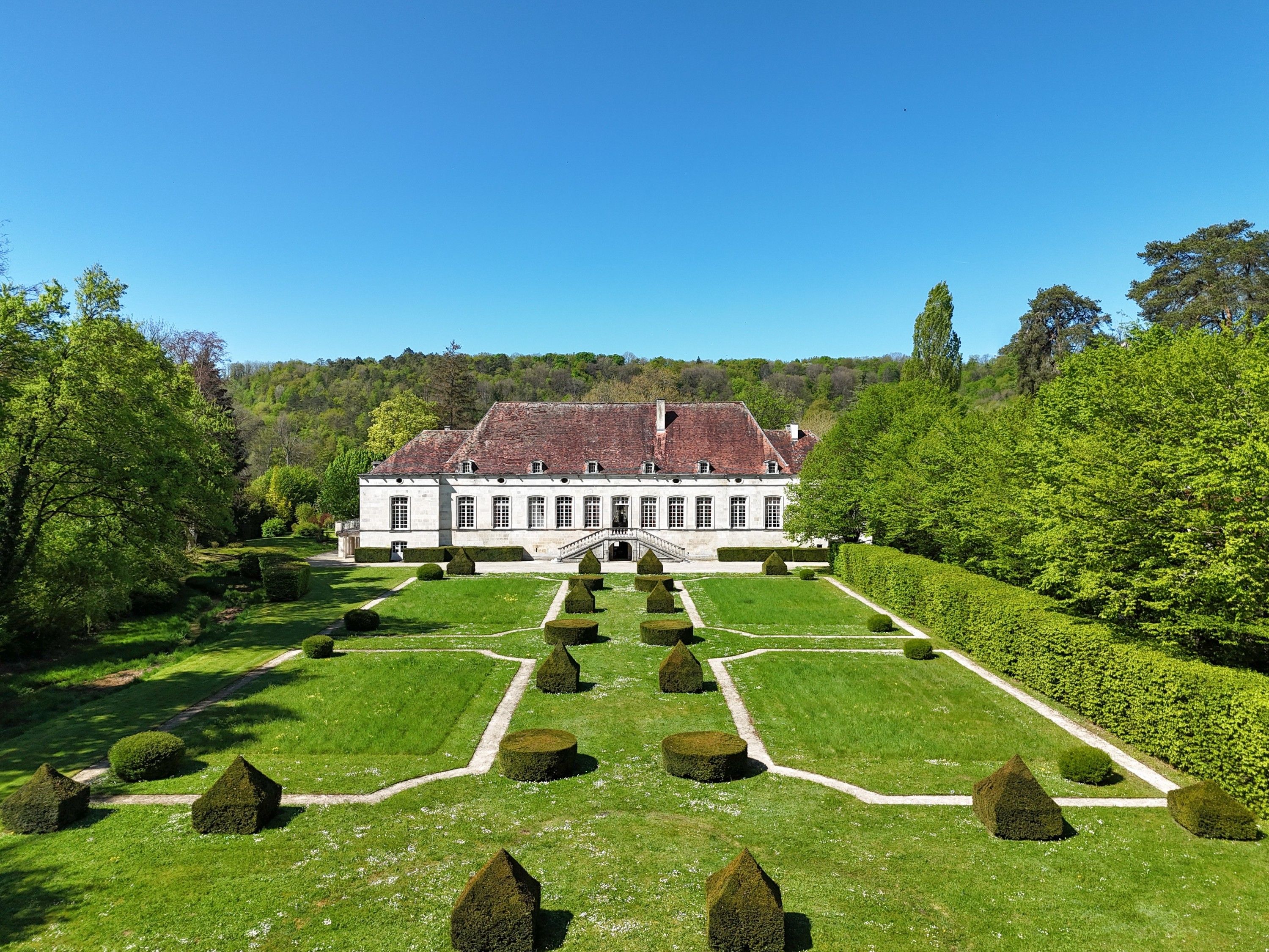 Fotos Casa señorial barroca con jardín en Chaumont – Haute-Marne