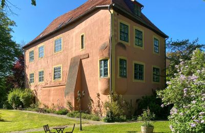 Inmuebles históricos, Castillo con foso en el norte de Alemania