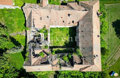 Palacio en venta Vršovice, Zámek Vršovice, okres Louny, Foto De Dron